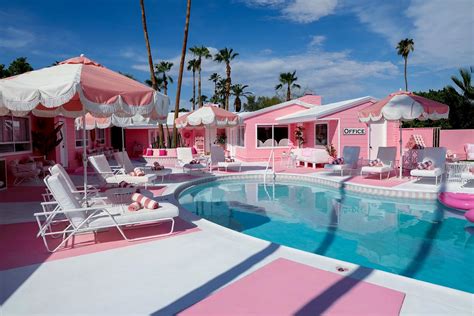 TRIXIE MOTEL .